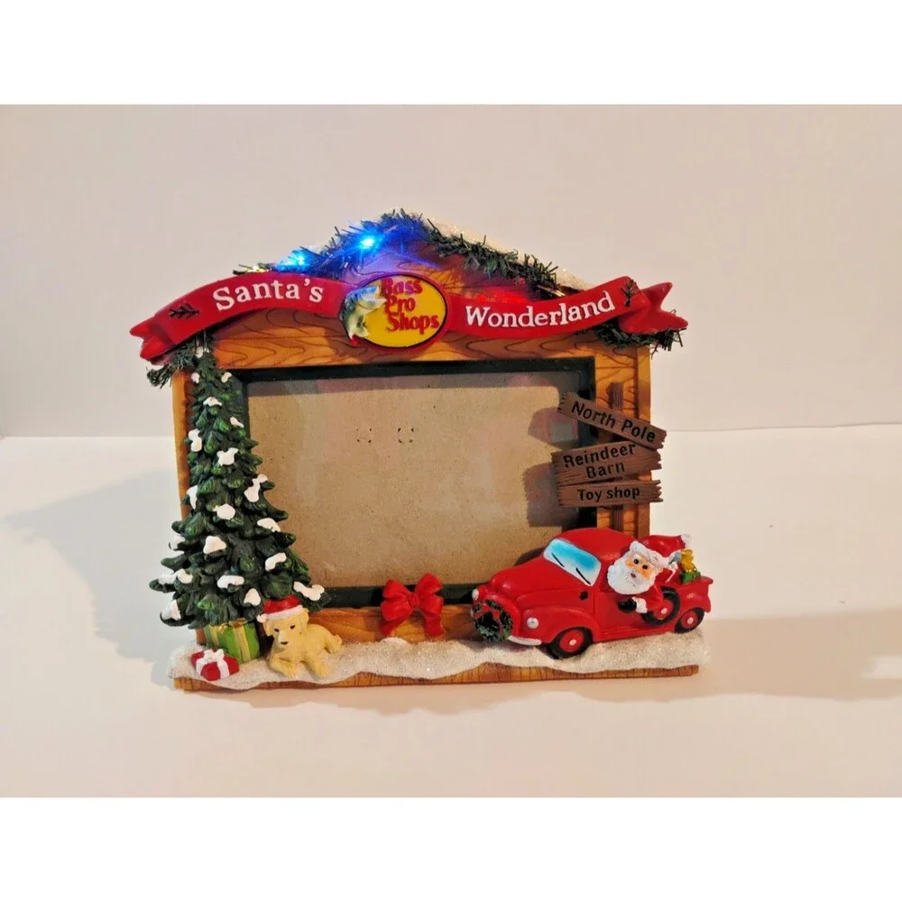 BASS PRO SHOPS SANTA'S WONDERLAND LED PHOTO FRAME